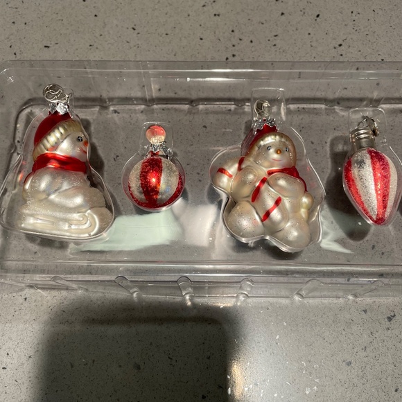 Never used vintage Department 56 set of 8 mini glass snowman ornaments - Picture 3 of 6
